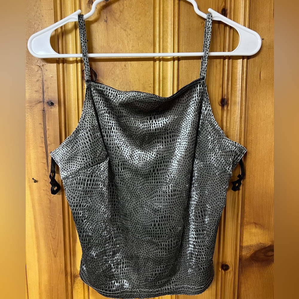 XOXO tank top